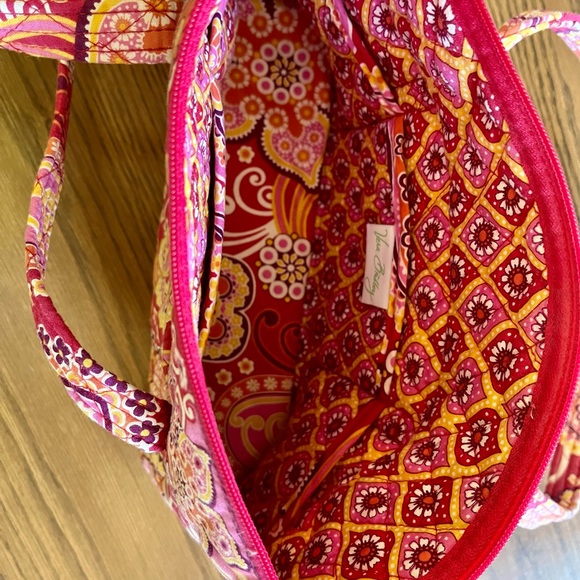 Vera Bradley Bag - Picture 4 of 7